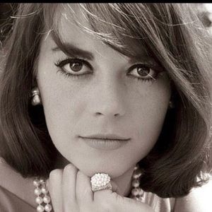 Meet your Posher, Rhonda